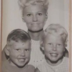 Meet your Posher, Brenda